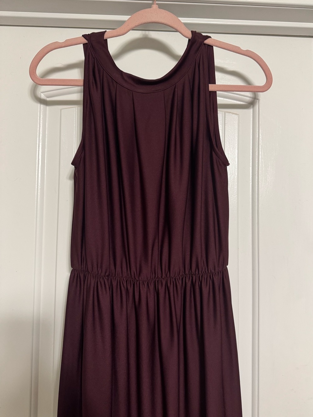 Elegant Burgundy Maxi Dress